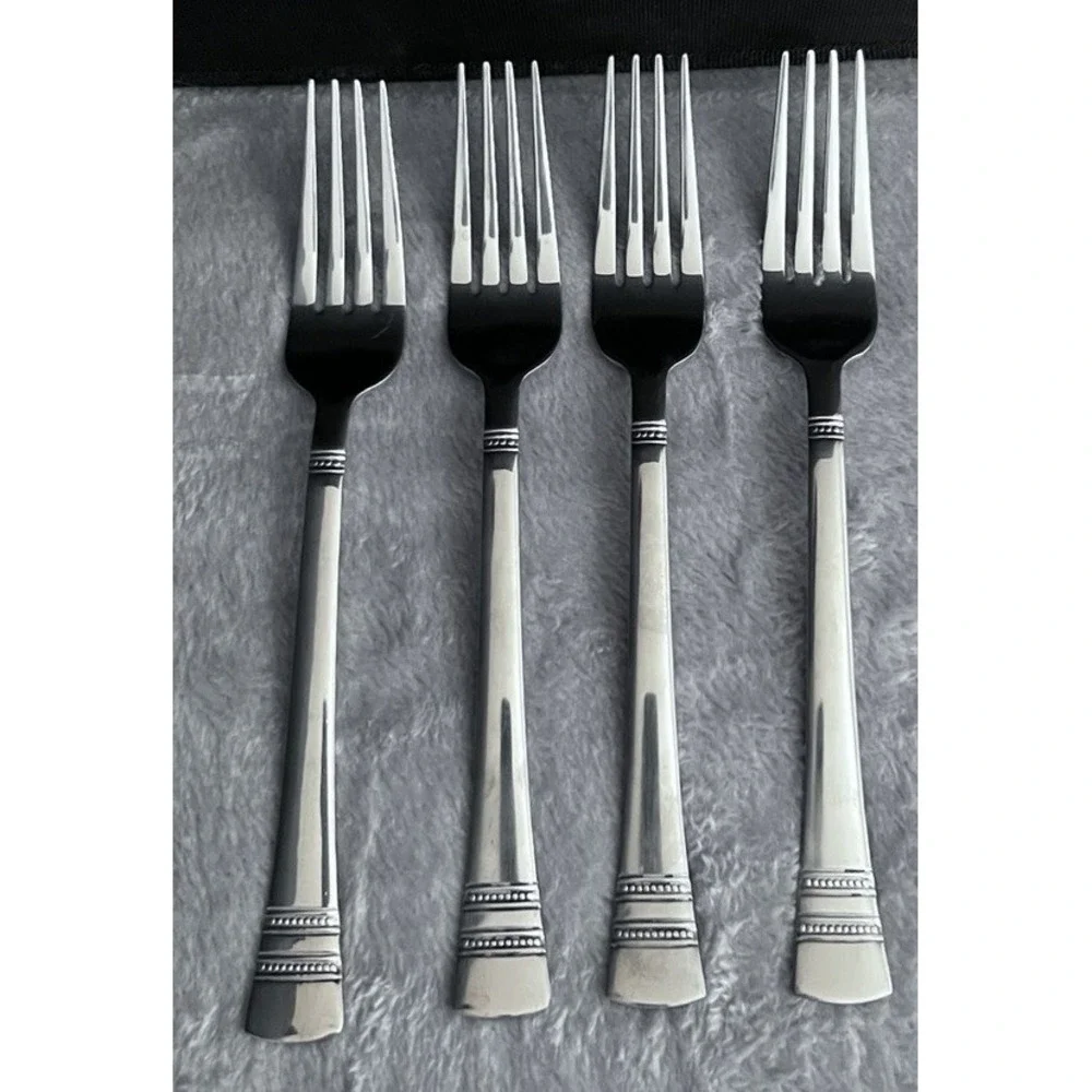 Pfaltzgraff Rope Twist 18/0 Stainless Dinner Forks-Set of 4-Braided Band Pattern